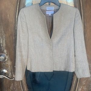 - Giorgio Armani Linen Blend Blazer! 8